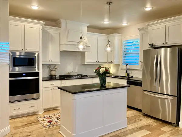 6708 Lost Star Lane, Fort Worth, TX 76132