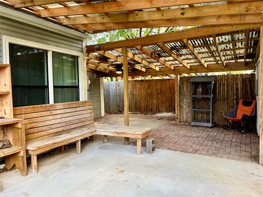 603 W Cedar Street, Nocona, TX 76255 - #3