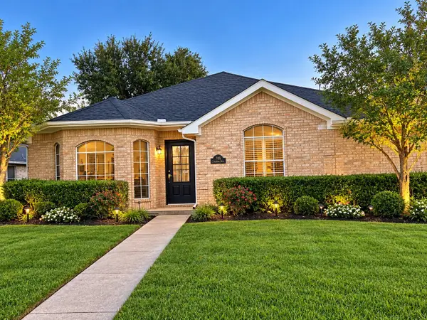 706 Crenshaw Drive, Cedar Hill, TX 75104