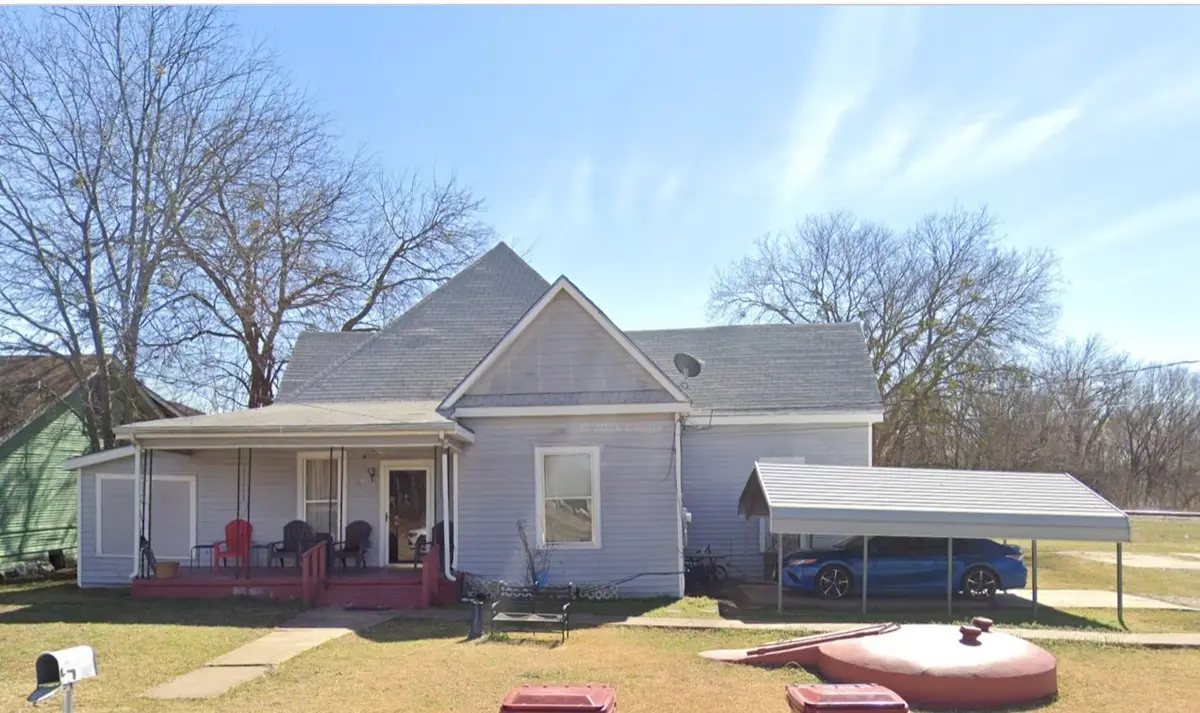 700 E Pacific Street, Sherman, TX 75090 - #1
