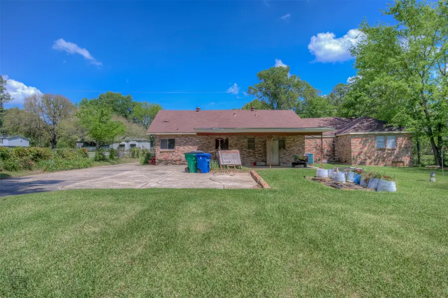 913 Pine Hill Road, Shreveport, LA 71107 - #2
