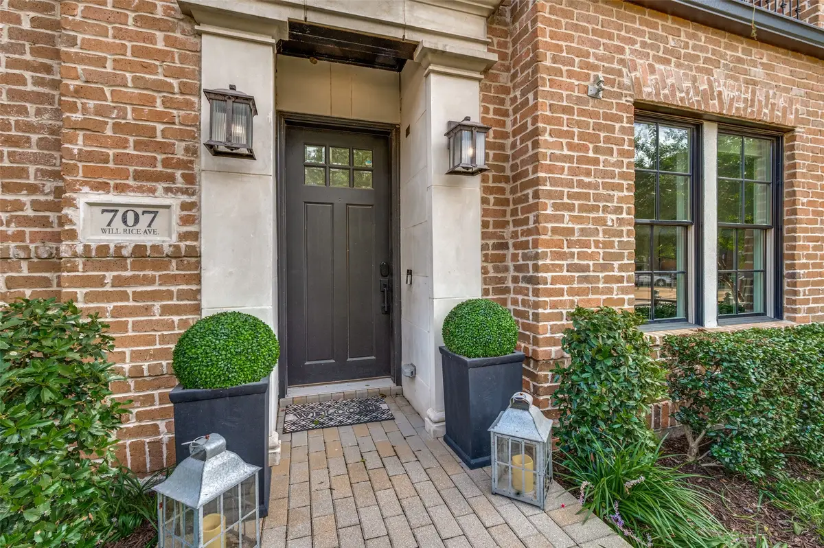 707 Will Rice Avenue, Irving, TX 75039 - #1