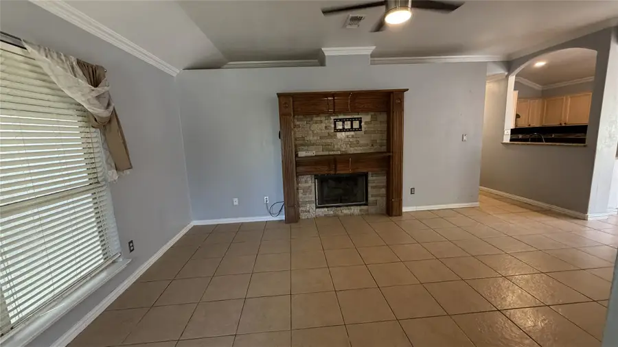 817 Savage Drive, Denton, TX 76207 - #2
