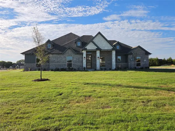 6840 Hayes Road, Midlothian, TX 76065