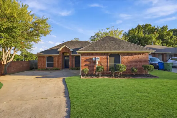 1968 Hobart Lane, Lewisville, TX 75067