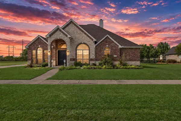 11909 Caddo Creek Drive, Lavon, TX 75166