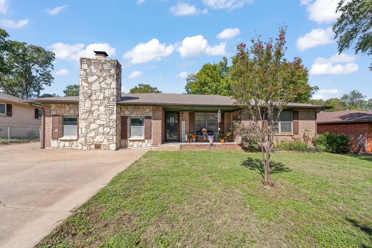 1212 Briarwood Drive, Cleburne, TX 76033 - #1