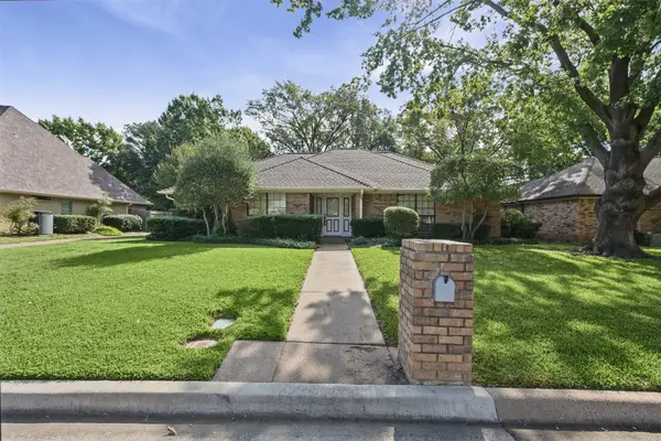 1128 Clubhouse Drive, Mansfield, TX 76063