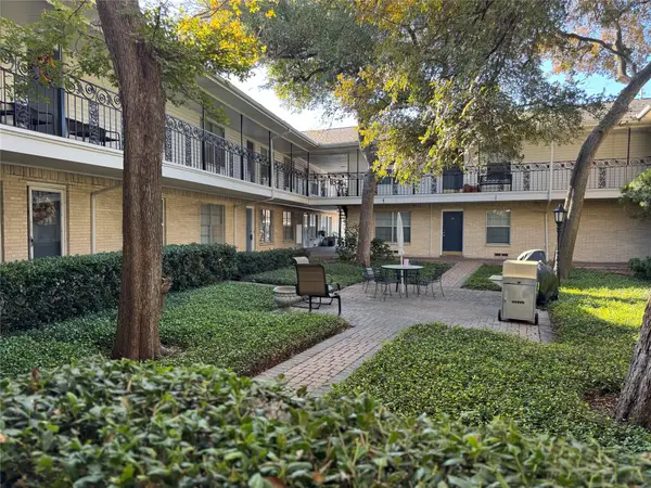 5818 E University Boulevard #108, Dallas, TX 75206