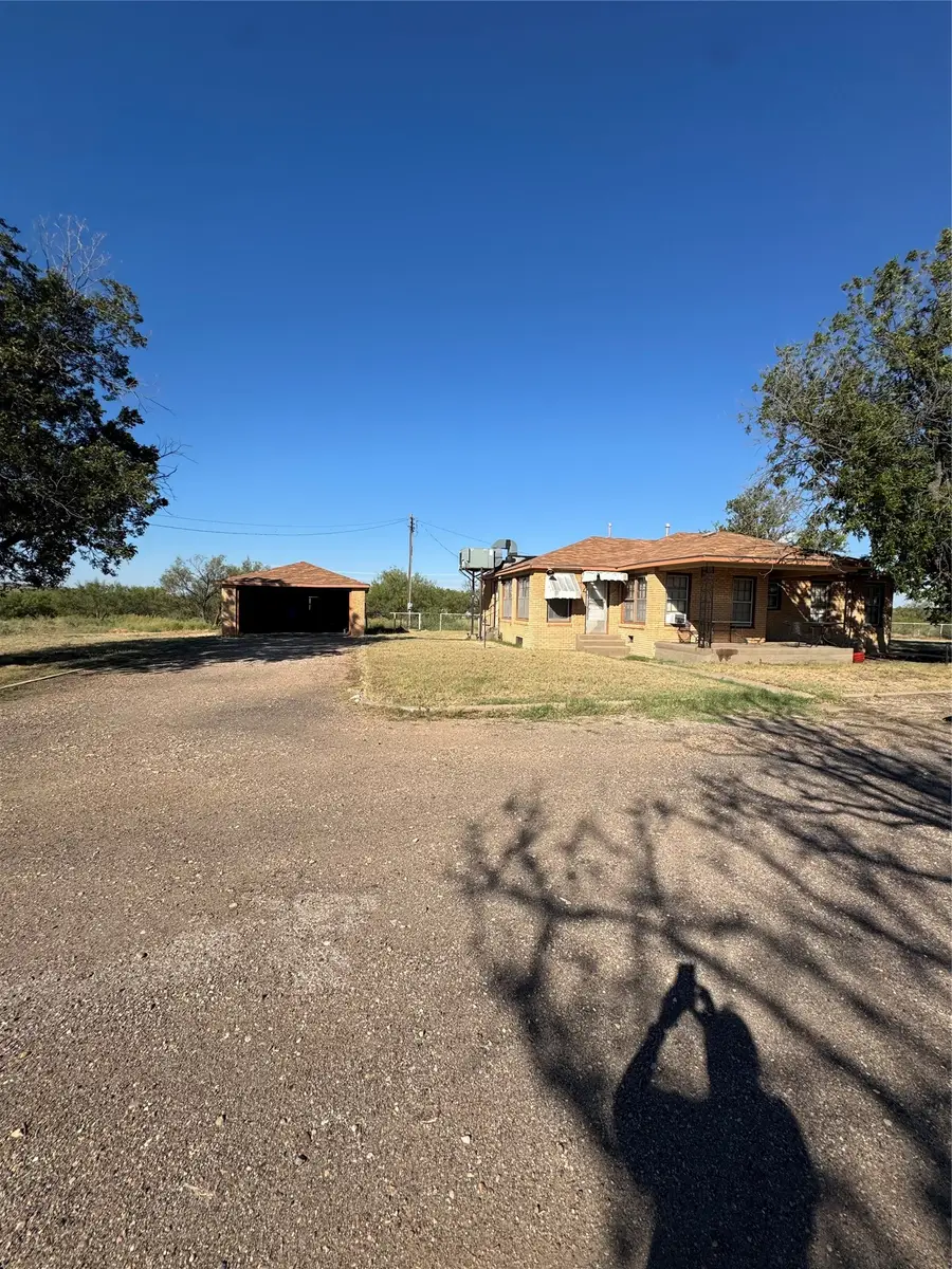 1593 Irvin Road Road, Quanah, TX 79252 - #3