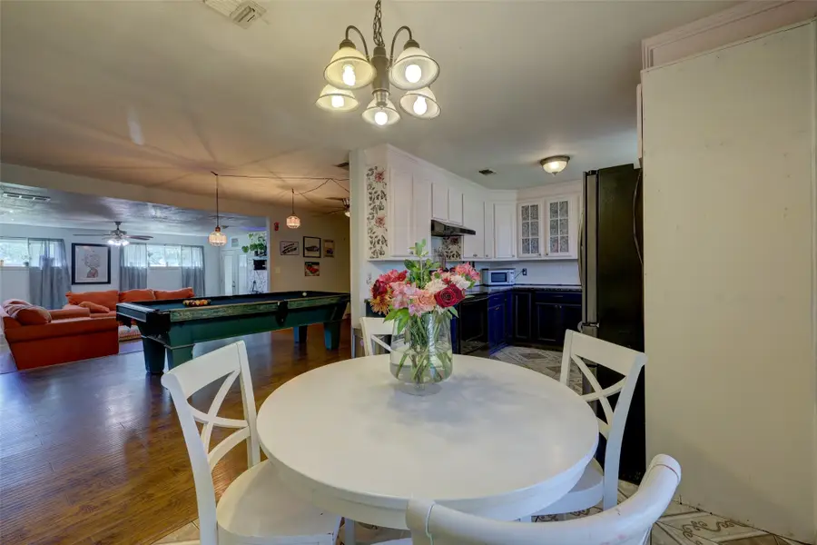 901 Elizabeth Boulevard, Granbury, TX 76048 - #3