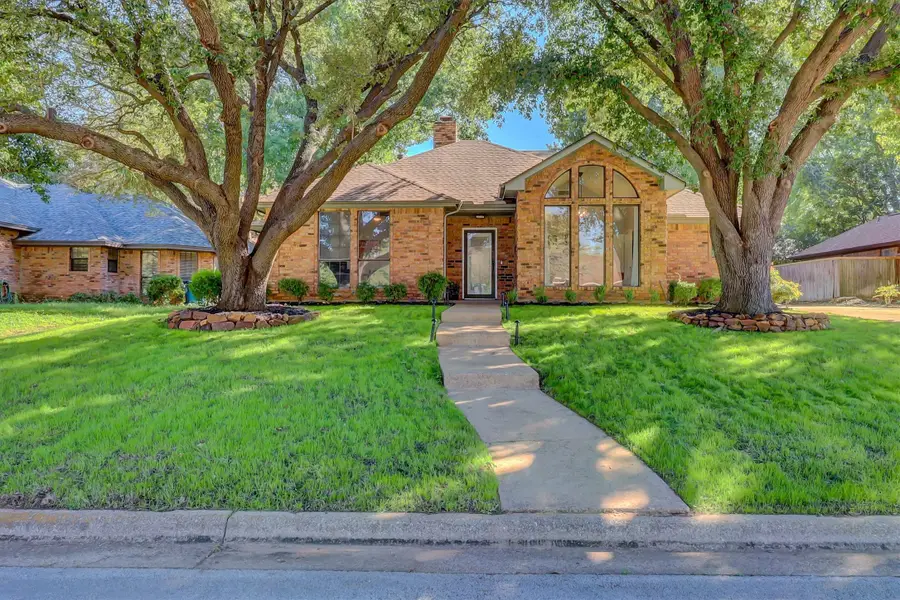 714 Highview Lane, Grapevine, TX 76051 - #2