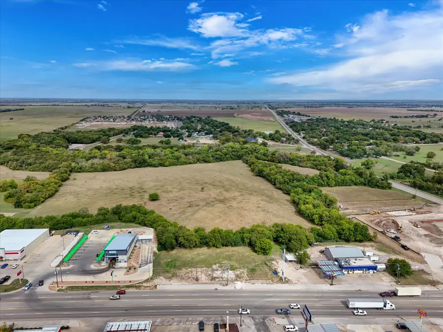 529 W Mcgregor Drive, McGregor, TX 76657 - #3
