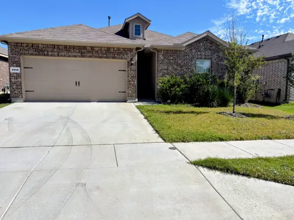 8908 Boulder Oak Boulevard, Fort Worth, TX 76131