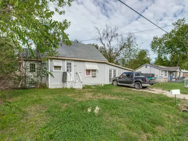 2009 Pecan Street, Commerce, TX 75428