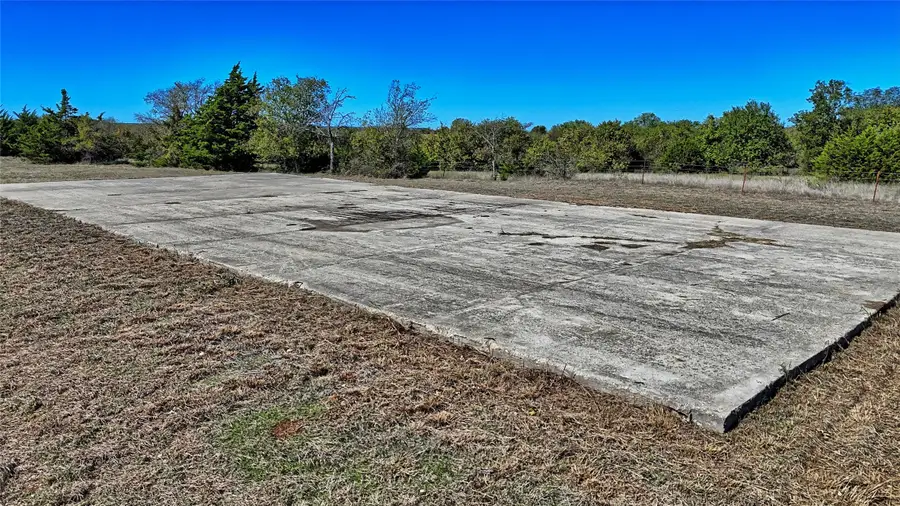 651 N Fm-677 N, Saint Jo, TX 76265 - #3