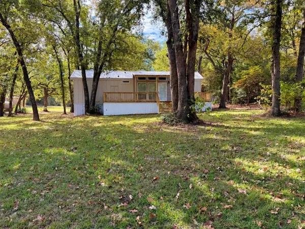 6899 Wagontree Trail, Athens, TX 75751