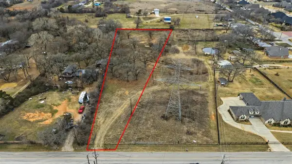 5746 Eden Road, Kennedale, TX 76060
