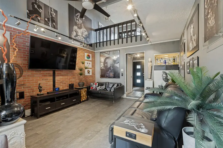 606 Campana Court, Irving, TX 75061 - #2