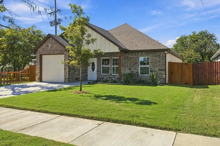 116 S Cleveland Avenue, Sherman, TX 75090 - #2