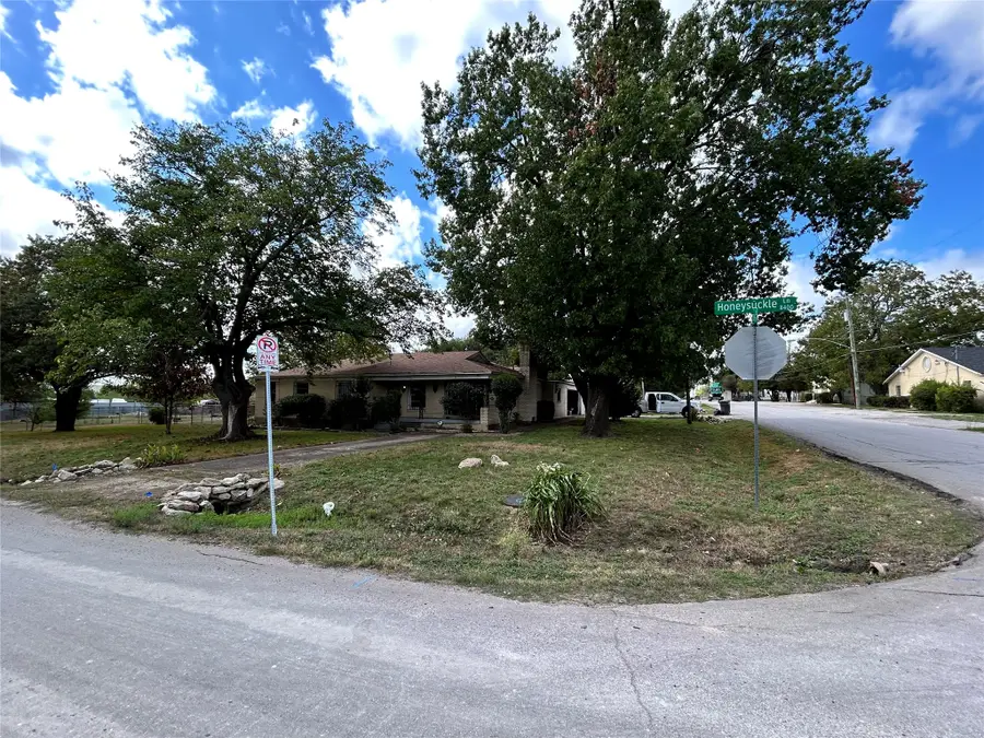 8427 Honeysuckle Lane, Dallas, TX 75241 - #2