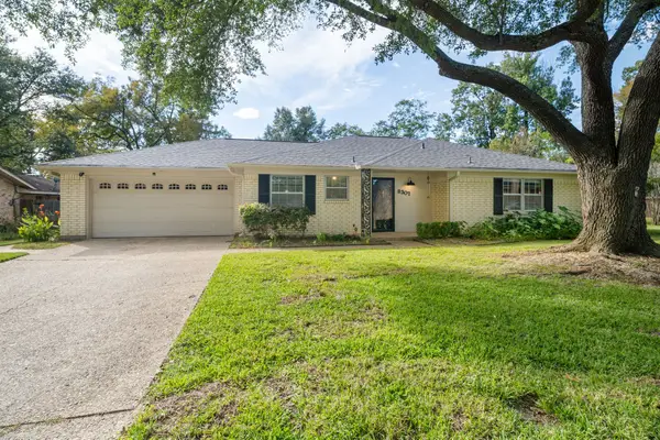 8307 Oxford Drive, Tyler, TX 75703