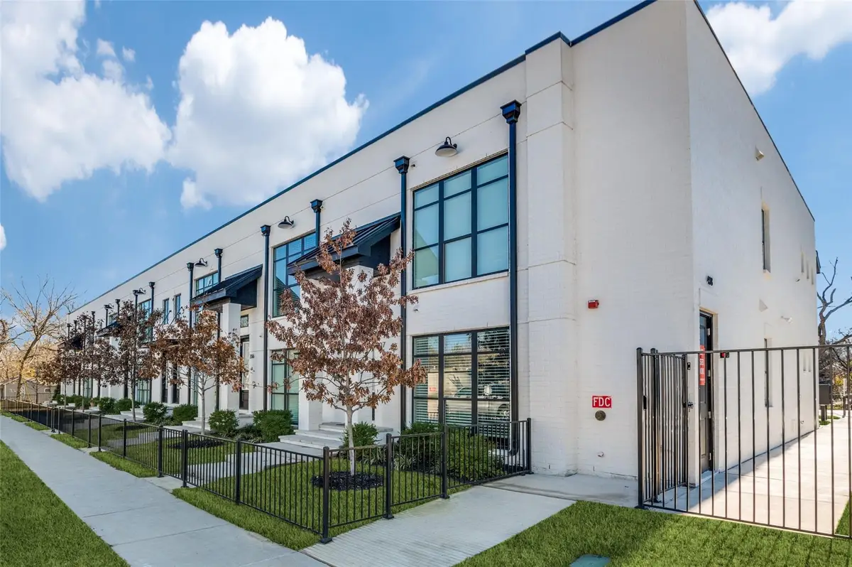 408 Dr Martin Luther King Jr Boulevard, Waxahachie, TX 75165 - #1