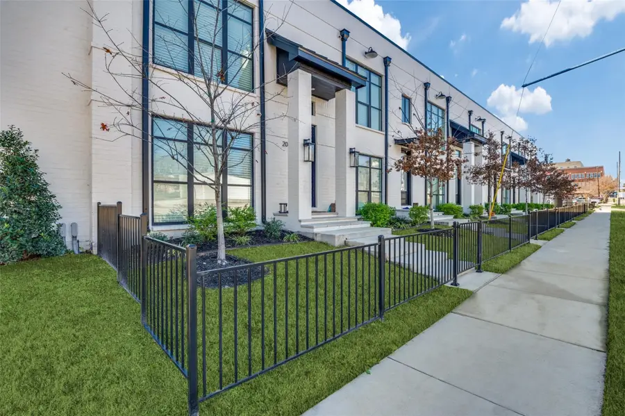 408 Dr Martin Luther King Jr Boulevard, Waxahachie, TX 75165 - #2