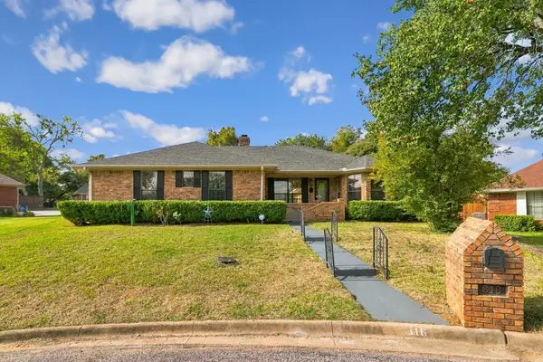 316 Trollinger Street, Whitesboro, TX 76273