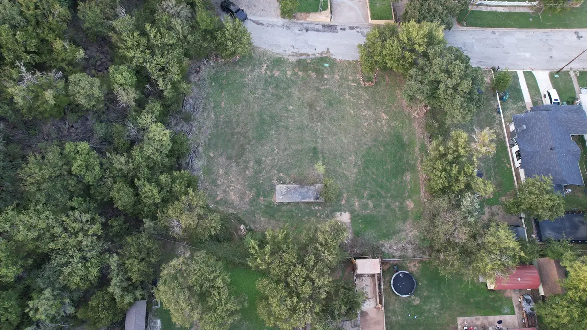 609 NW 6th Street, Mineral Wells, TX 76067 - #1