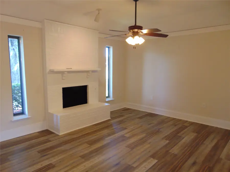 809 Broadmoor Drive, Mesquite, TX 75149 - #3