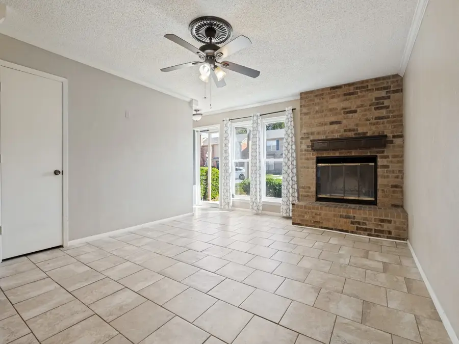 512 Pecan Acres Court, Arlington, TX 76013 - #3