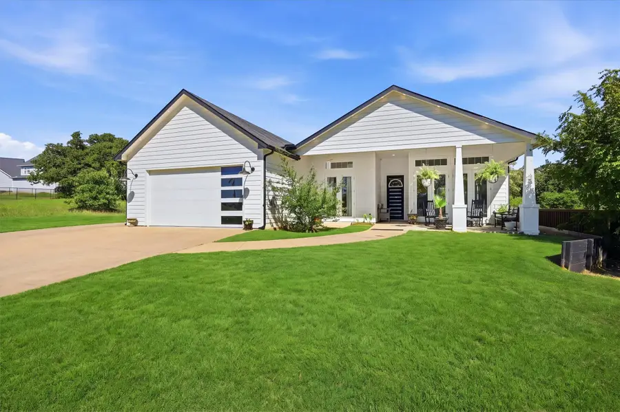 109 Bowie Drive, Lake Kiowa, TX 76240 - #2