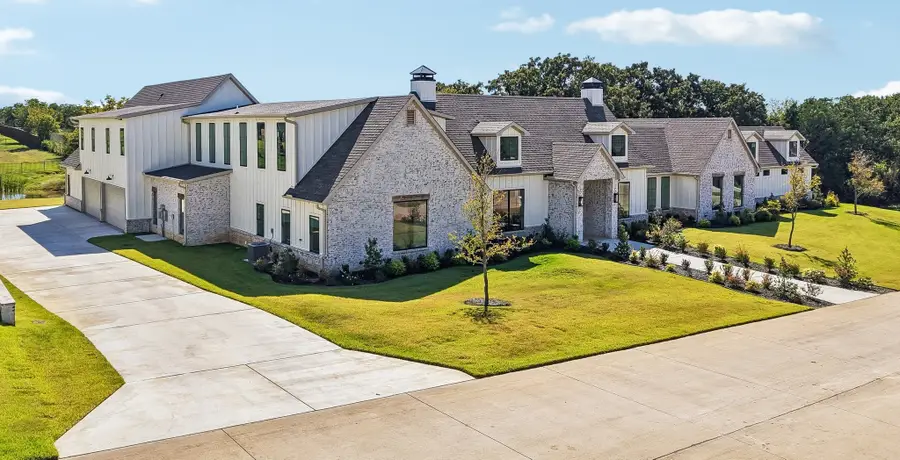 300 Mint Ridge Drive, Burleson, TX 76028 - #2