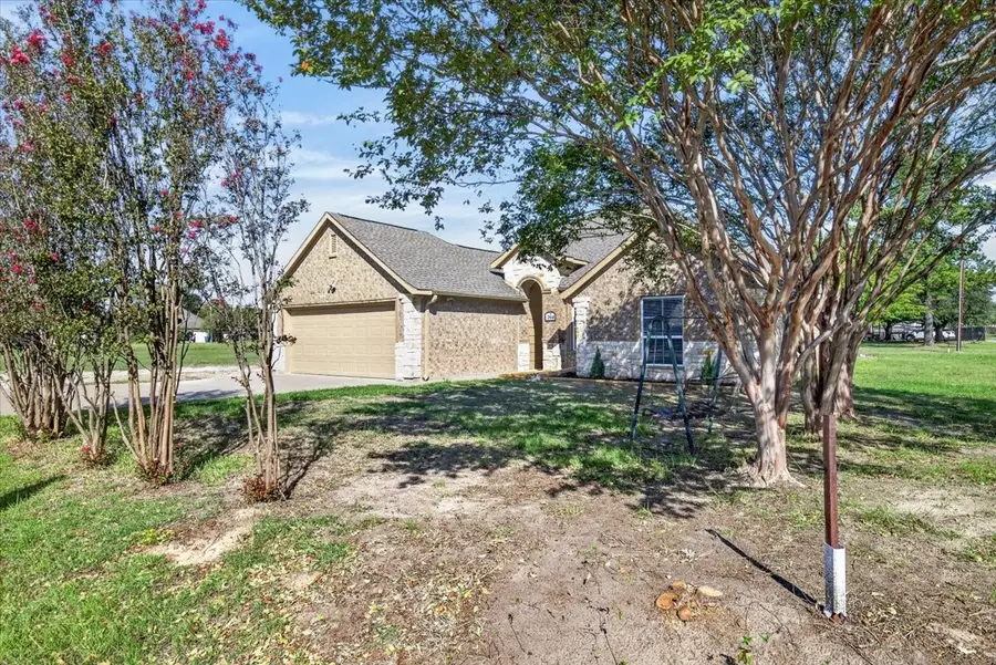 204 Bounding Main Street, Gun Barrel City, TX 75156 - #2