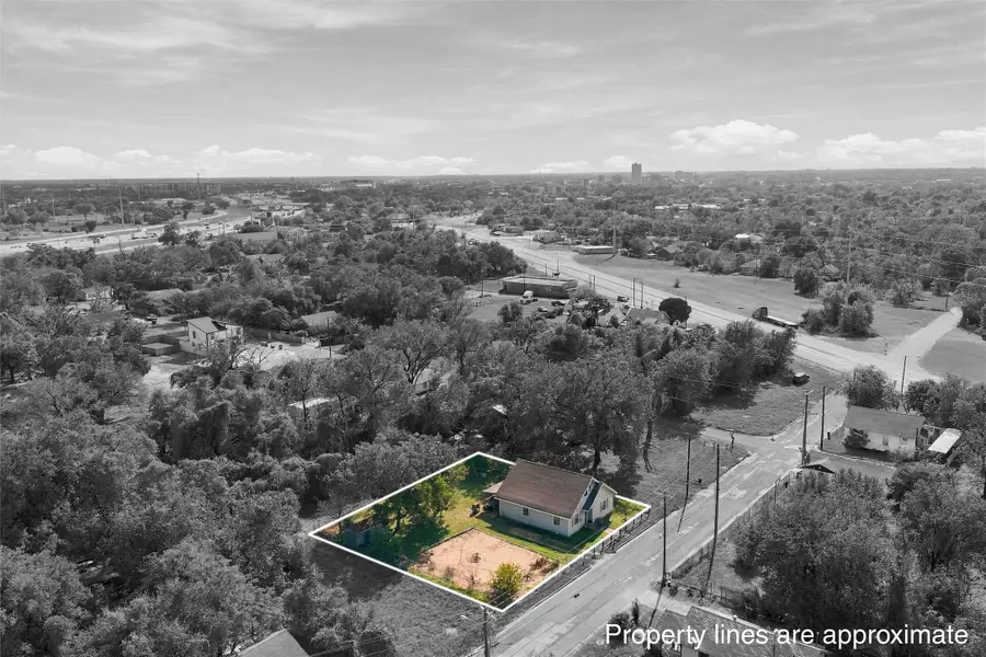 1703 Arra Street, Waco, TX 76704 - #2