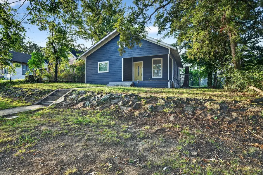 514 E Day Street, Denison, TX 75021 - #3