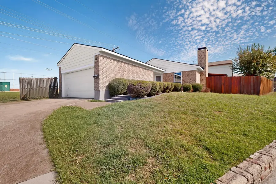 2228 Bunker Hill Drive, Carrollton, TX 75006 - #2
