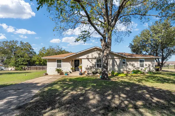 519 Mae Drive, Mabank, TX 75147