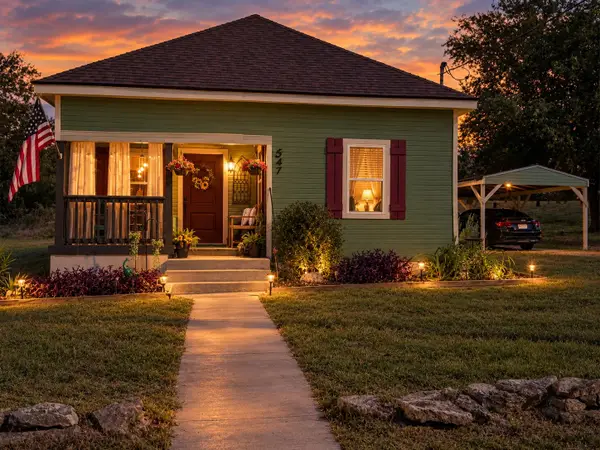 547 E Hill Street, Hamilton, TX 76531