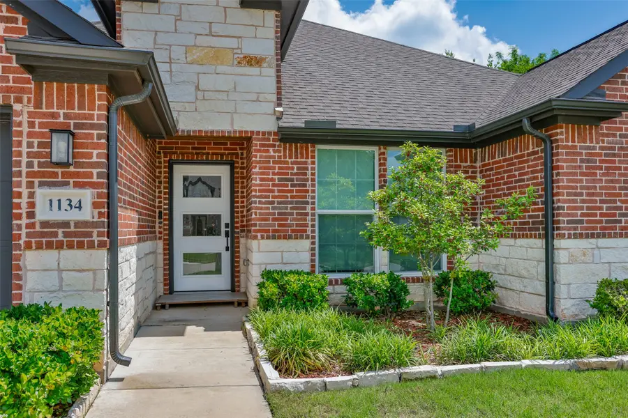 1134 Vintage Avenue, Gainesville, TX 76240 - #3