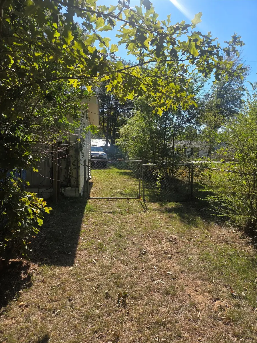 324 W Birch Avenue, Shreveport, LA 71107 - #2