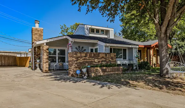 501 Hunters Glen Street, Lewisville, TX 75067