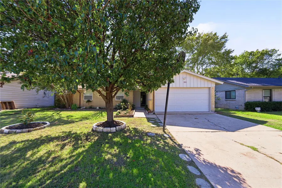 333 Blueberry Lane, Grand Prairie, TX 75052 - #3