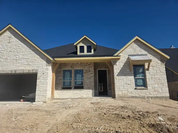 512 Mitchell Boulevard, Weatherford, TX 76087