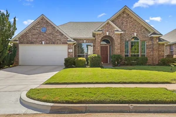 241 Hilltop Drive, Justin, TX 76247