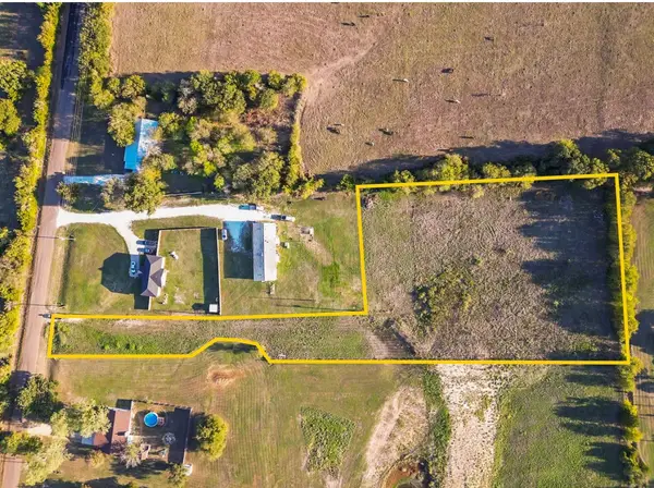 3659 N Katy Road, Ross, TX 76640