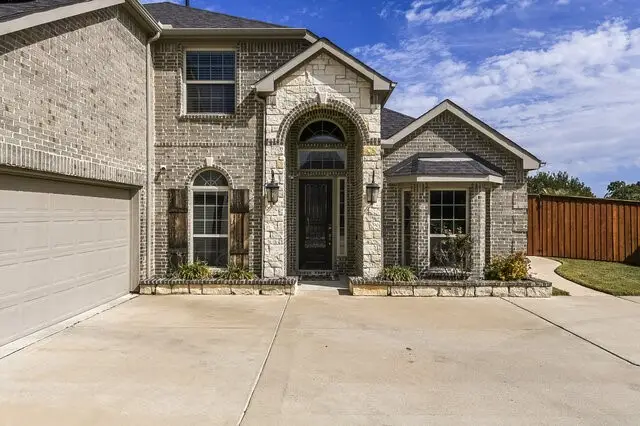 909 Heath Creek Drive, Desoto, TX 75115 - #1