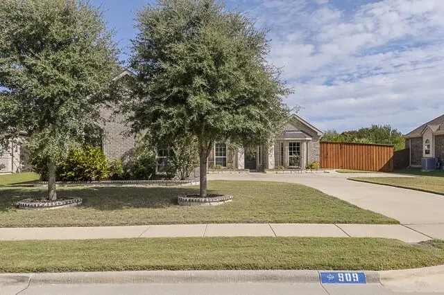 909 Heath Creek Drive, Desoto, TX 75115 - #2