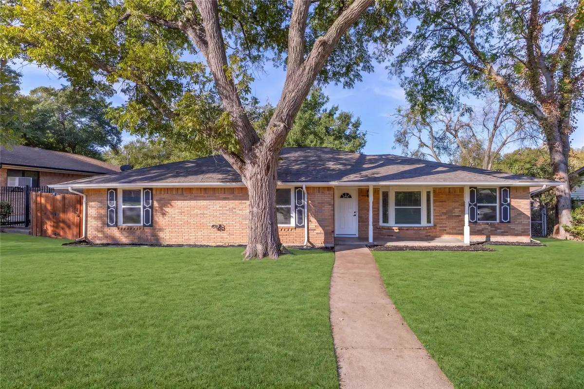 4012 Shady Hollow Lane, Dallas, TX 75233 - #1